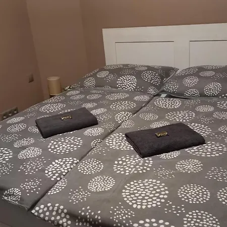 Apartment Negy Evszak Vendeghaz