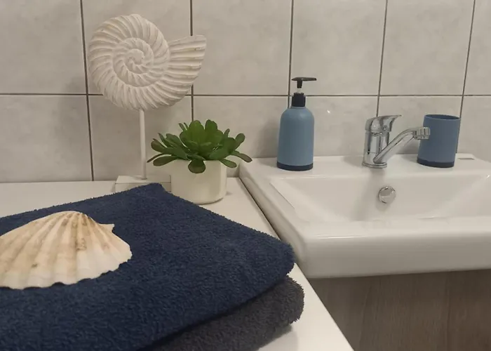 Lägenhet Negy Evszak Vendeghaz *