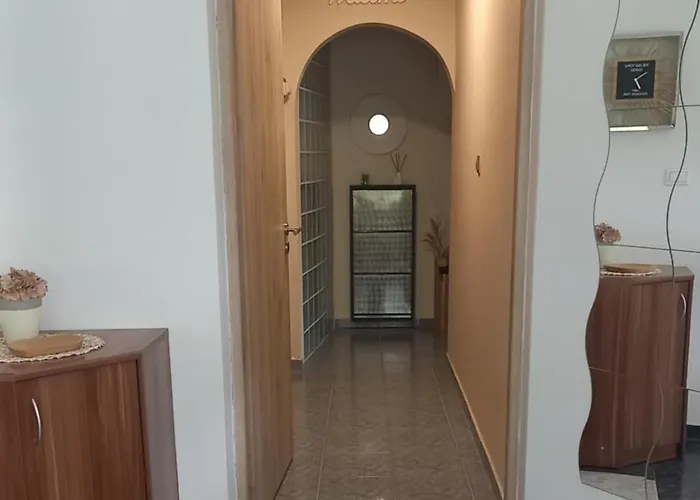 Lägenhet Negy Evszak Vendeghaz